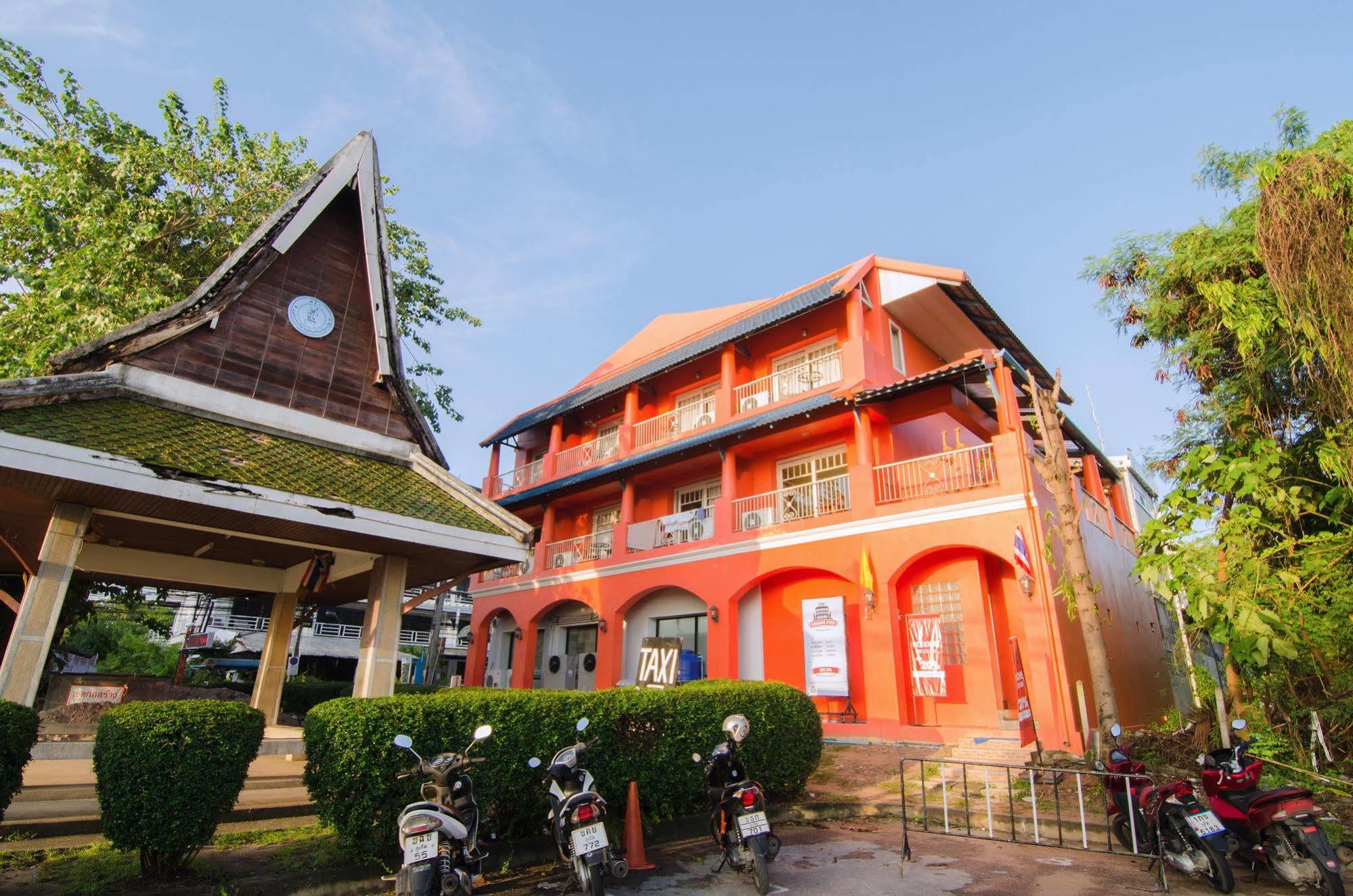 The Orange Pier Guesthouse Ban Bang Chak  Extérieur photo